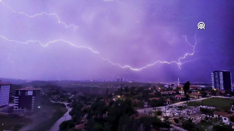 Ankara’da gece gündüze döndü 8